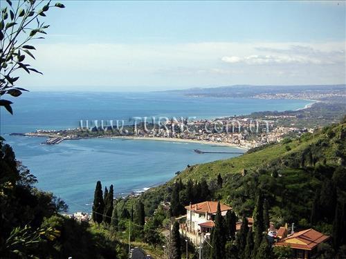 Готель L'Ea Bianca Luxury Resort (ex. L E A Bianca Luxury Resort) 5*