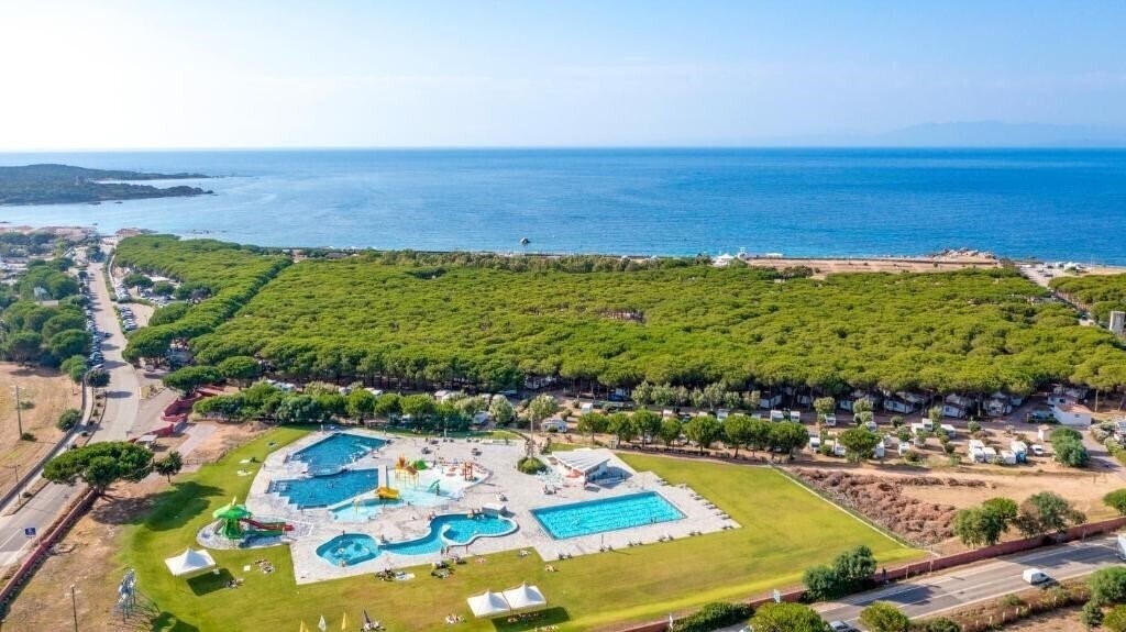Отель Baia Blu La Tortuga 4*