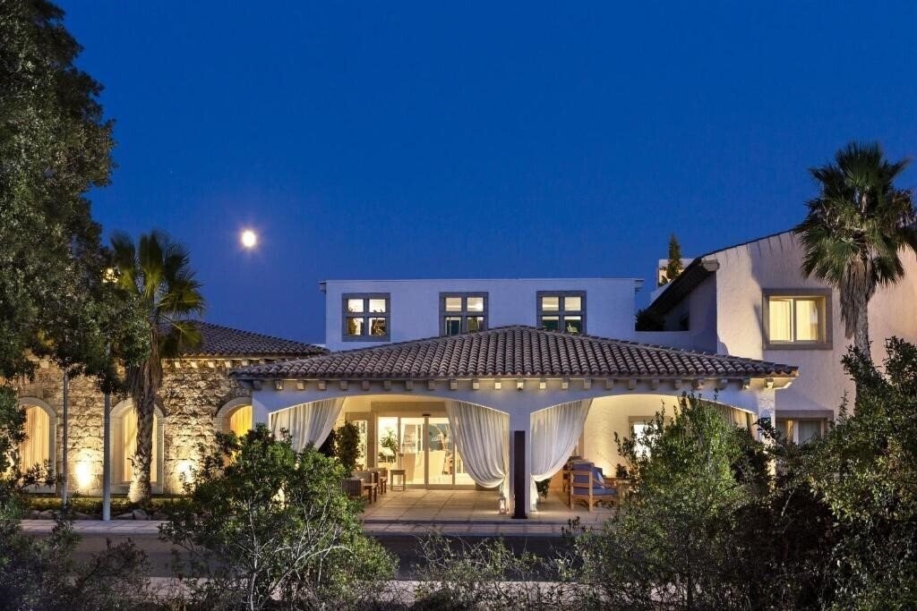 Отель Grand Hotel Cannigione 5*
