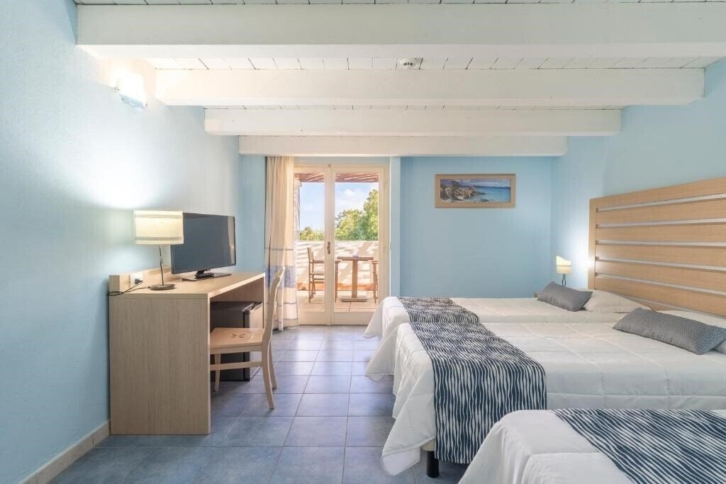 Фото Cala Della Torre 4*