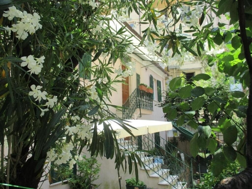 Фотография Il Giardino Degli Oleandri 4*