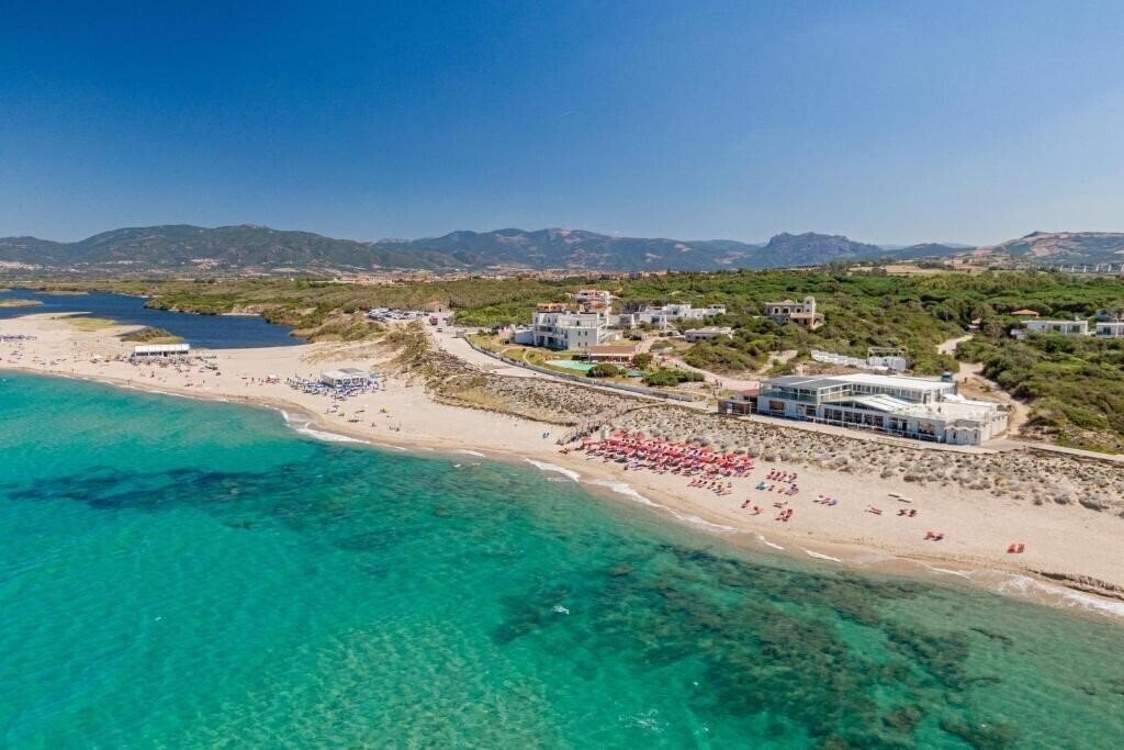 Готель Bellevue Sardinia Resort, Affiliated by Melia (Valledoria) 4*