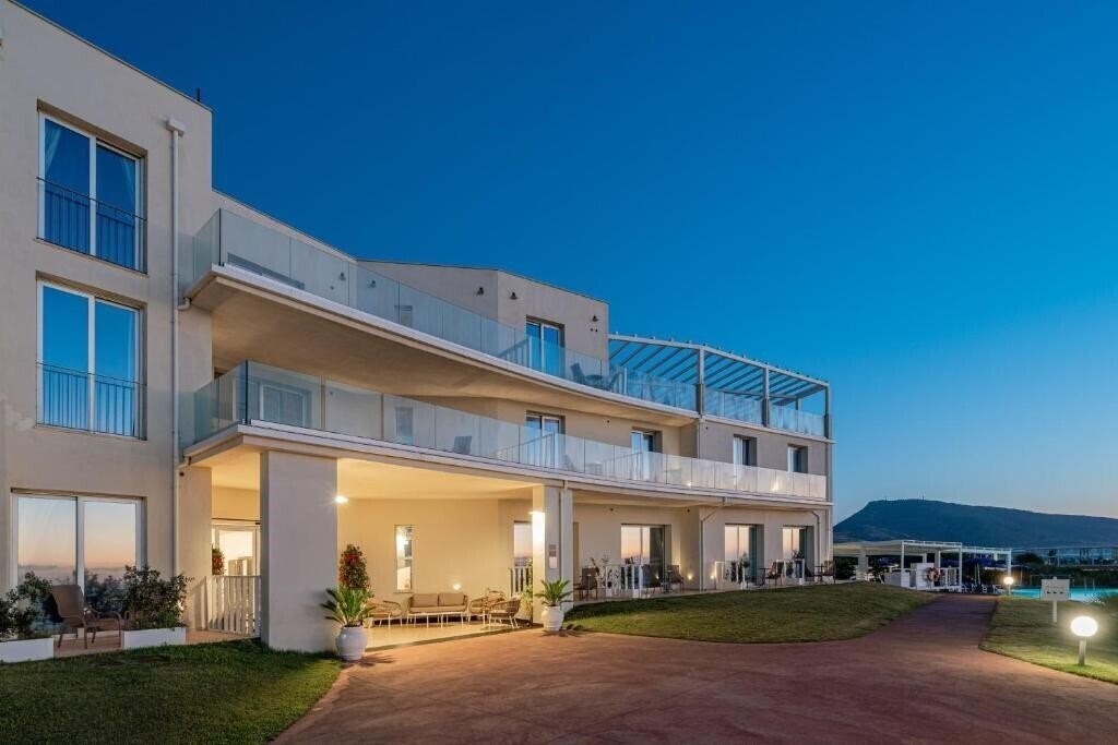 Картинка Bellevue Sardinia Resort, Affiliated by Melia (Valledoria) 4*