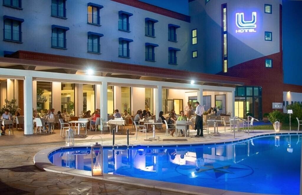Фото Lu' Hotel Carbonia 4*