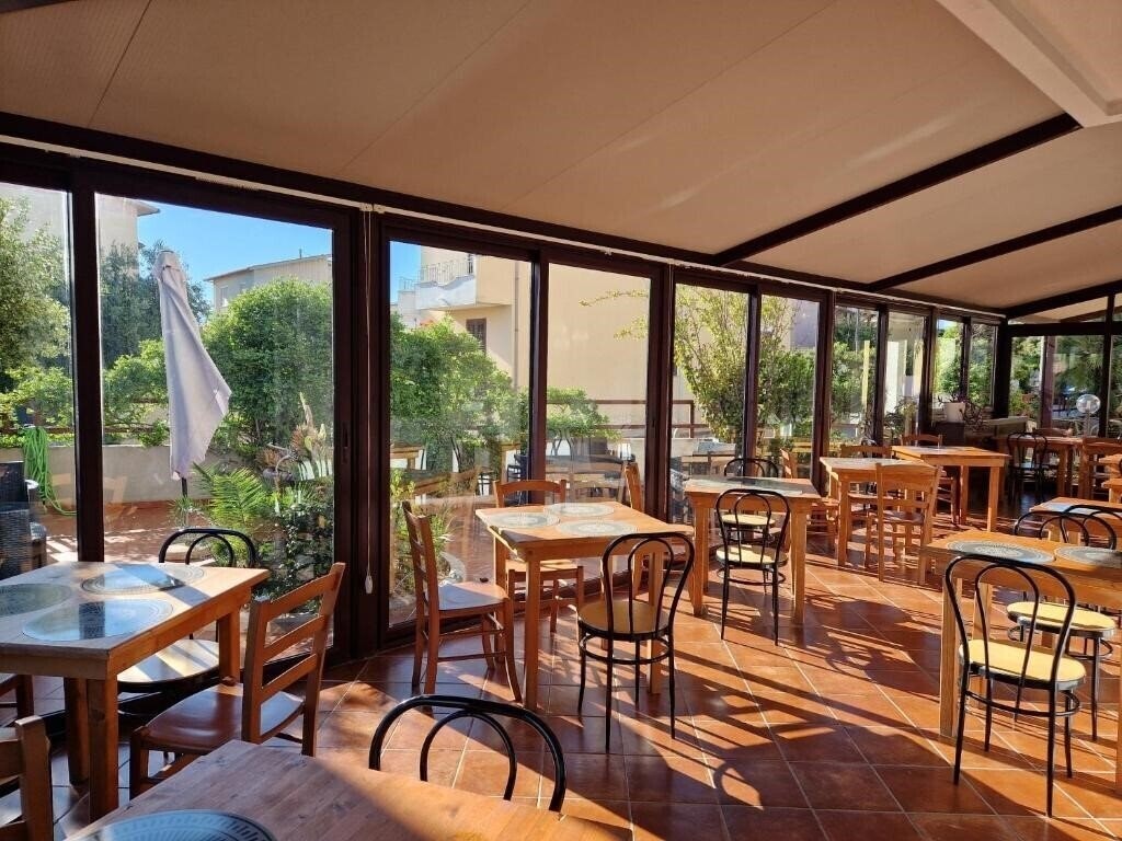 Фото Hotel Mistral (Alghero) 3*