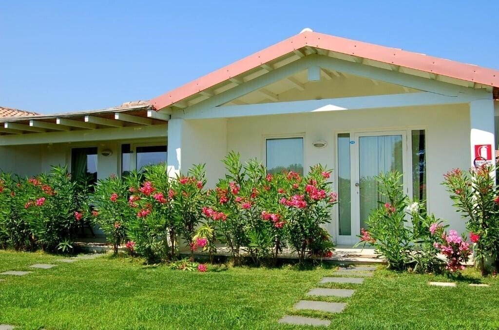 Отель Budoni Beach Hotel 3*