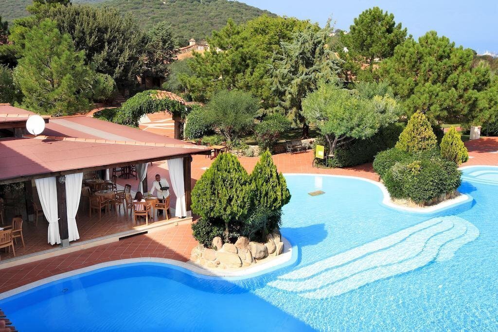 Готель Colonna Du Golf 4*