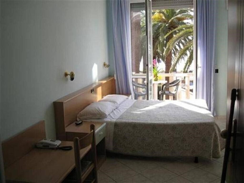 Готель Corallo Finale Ligure 3*