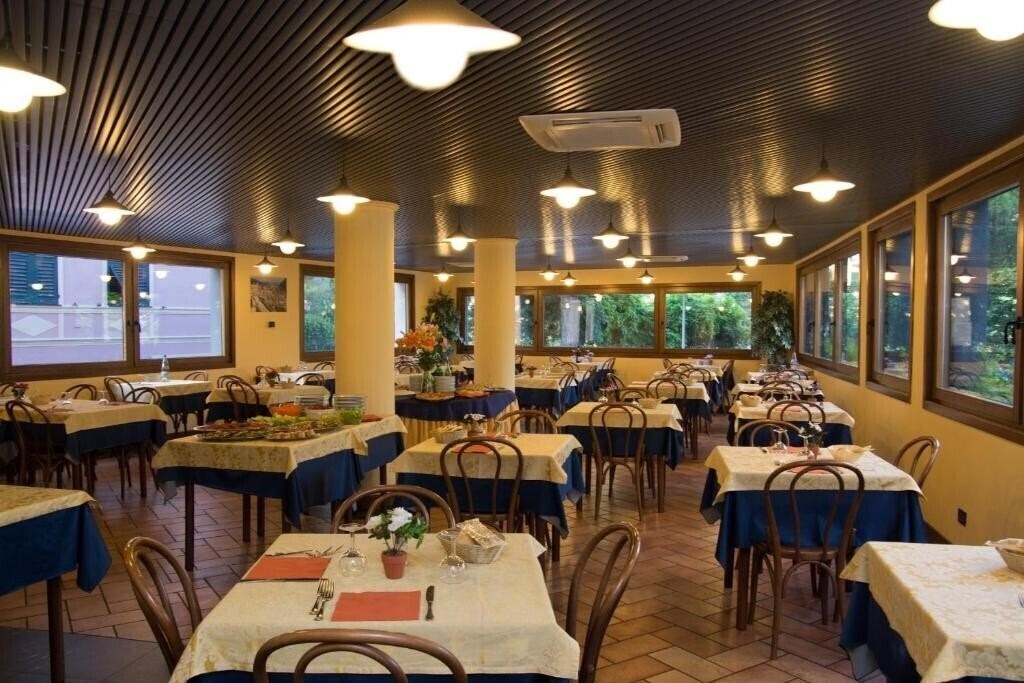 Фотографія Hotel Derby Finale Ligure 3*