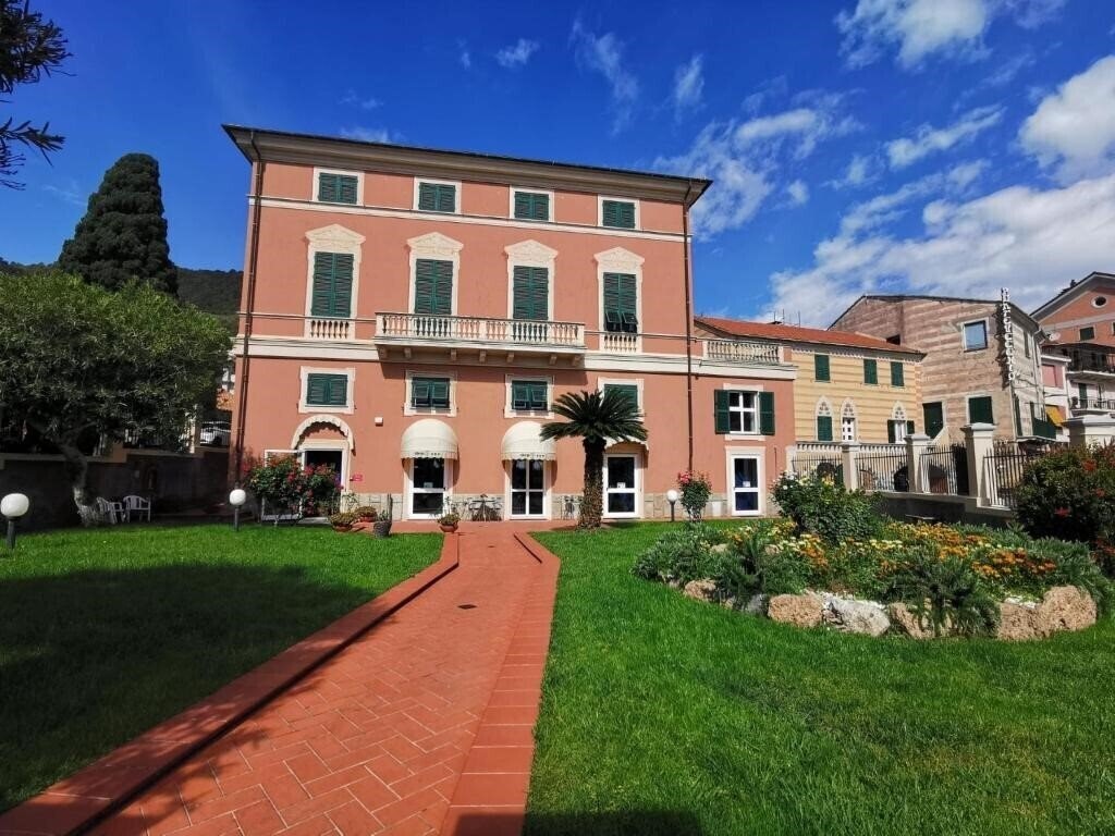 Отель Albergo MP Noli 3*