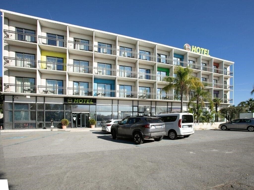 Фото B&B Hotel Savona 3*