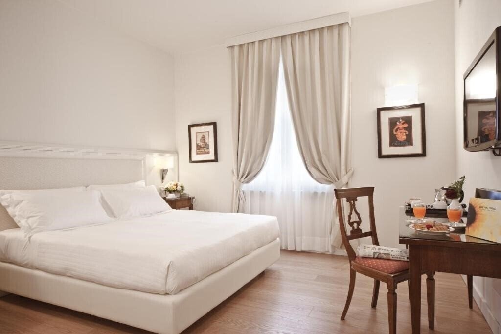 Отель Italia Hotel 3*