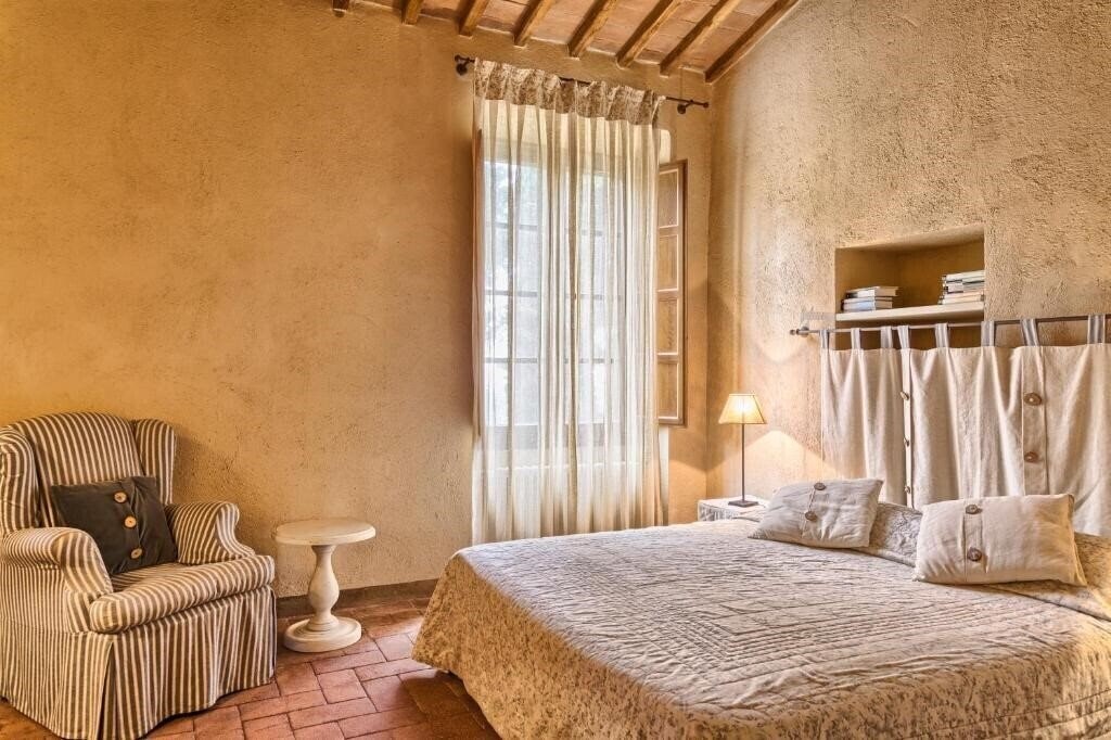 Фото Borgo Di Pietrafitta Relais 3*