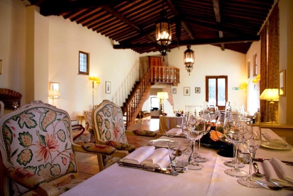 Фото Castello di Leonina Relais 4*