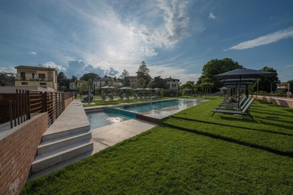 Отель Palazzo San Lorenzo 4*