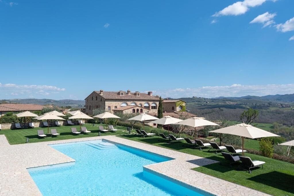 Готель Le Fontanelle Hotel 5*