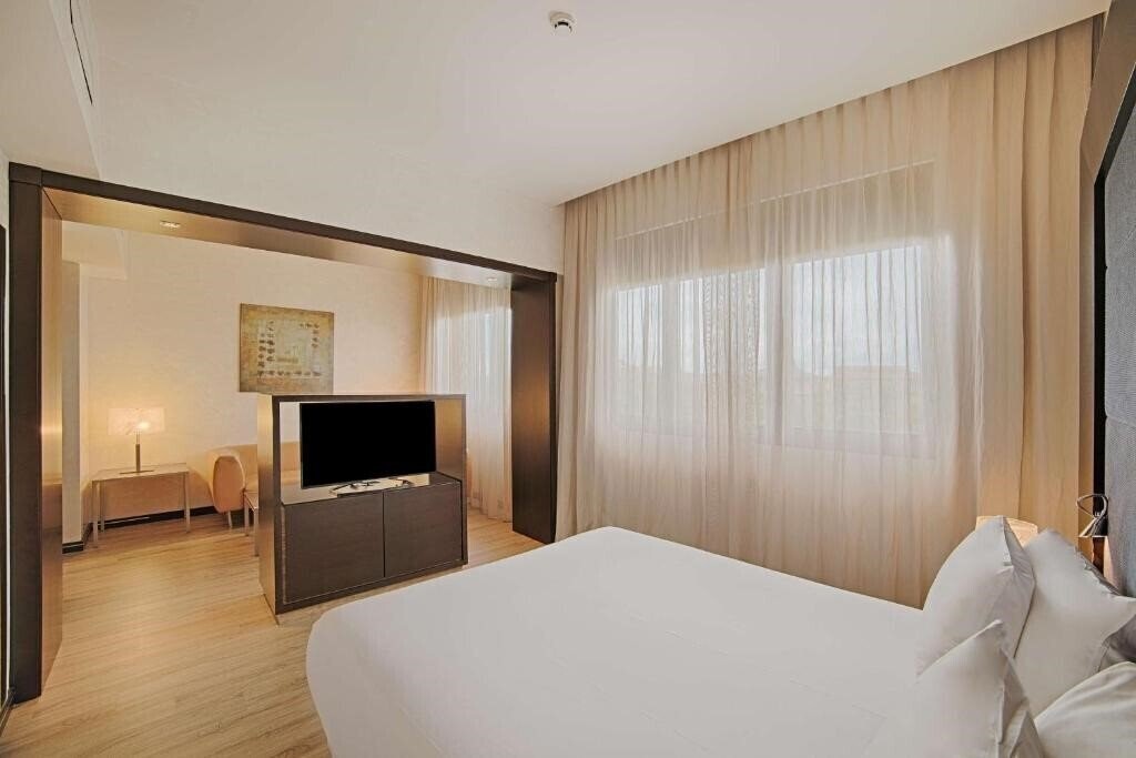 Фото Nh Siena 4*