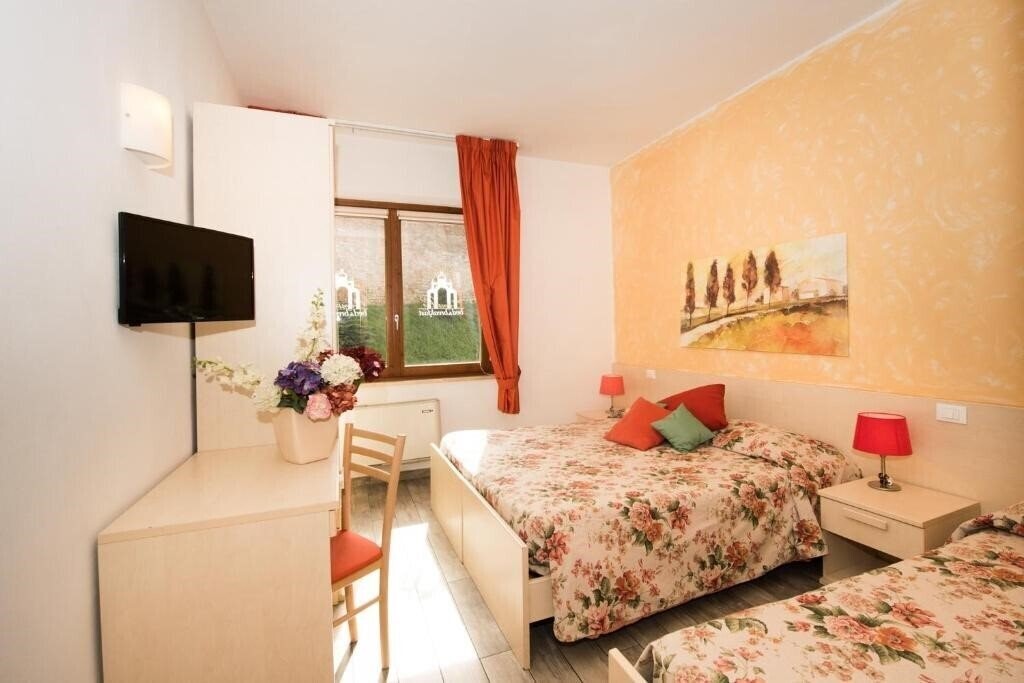 Готель B&B Camollia 3*