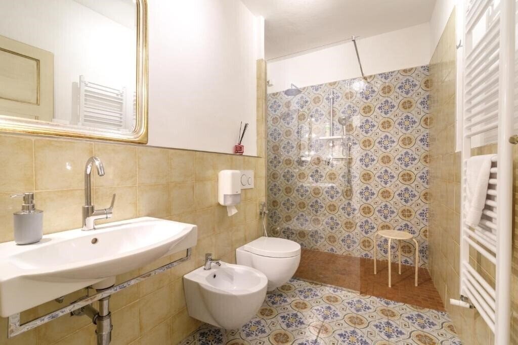 Фотография Charme Centro Storico 3*