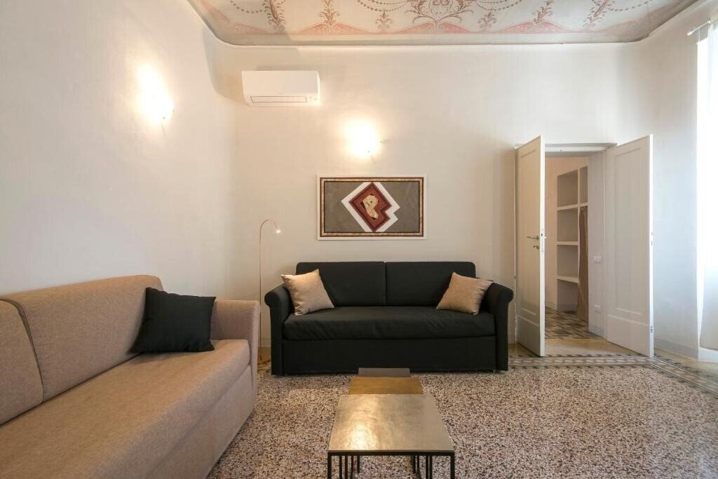 Фото Regis Condo 4*