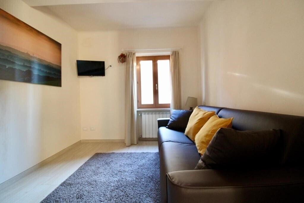 Картинка Sei Unica 3*