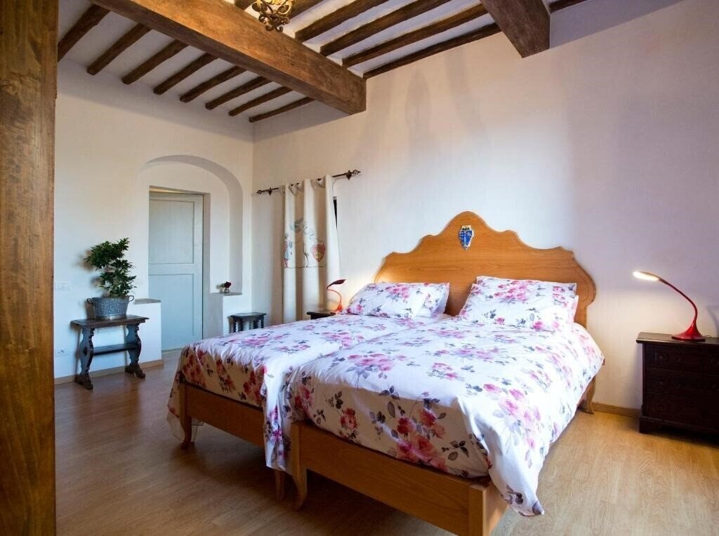 Фото Residenza D'Epoca Palazzo Piccolomini 3*