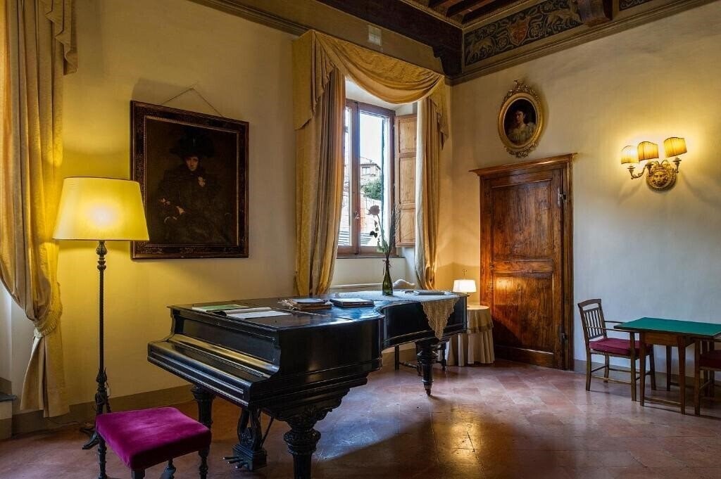 Готель Palazzo Ravizza 3*