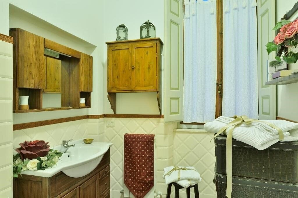 Фото Residenze D'Epoca Palazzo Coli Bizzarrini 4*