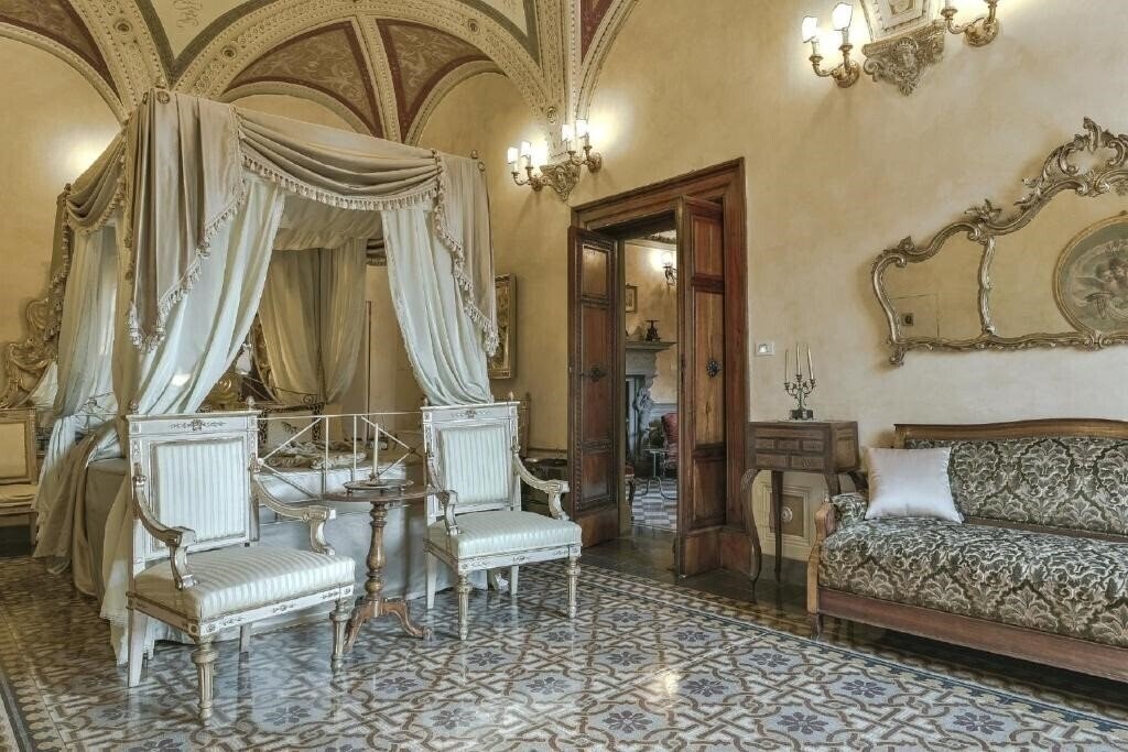 Изображение Residenze D'Epoca Palazzo Coli Bizzarrini 4*