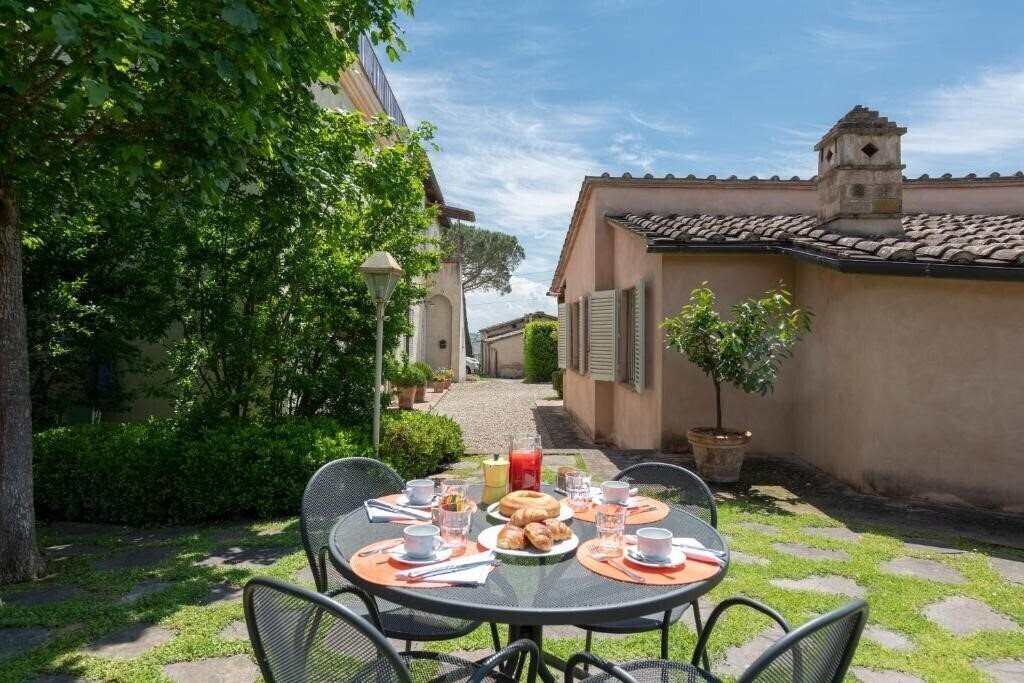 Фото Villa Il Borghetto 3*