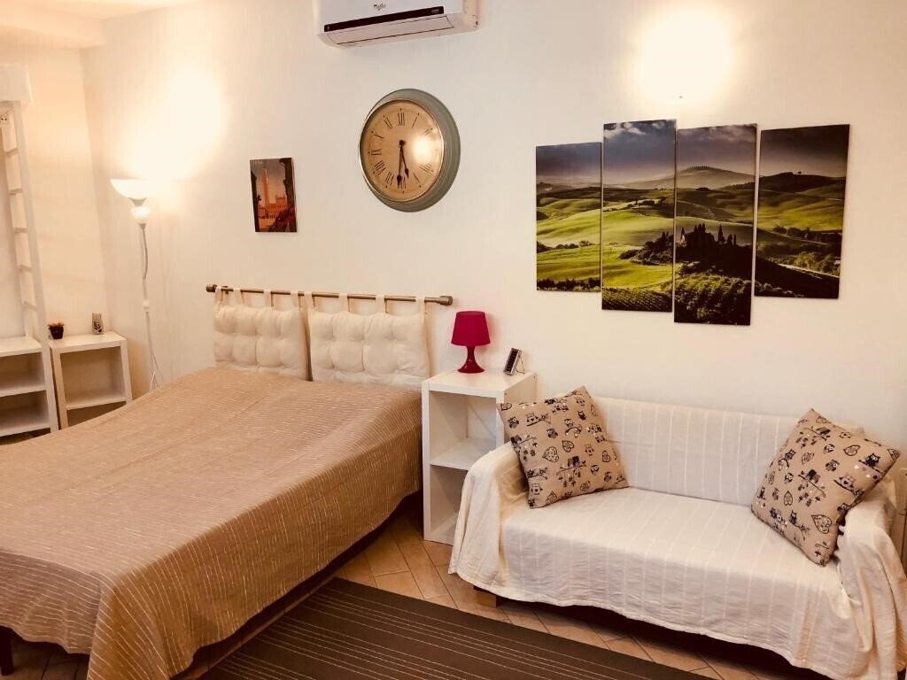 Отель La Dolce Vita Studio with Free Private Parking 3*