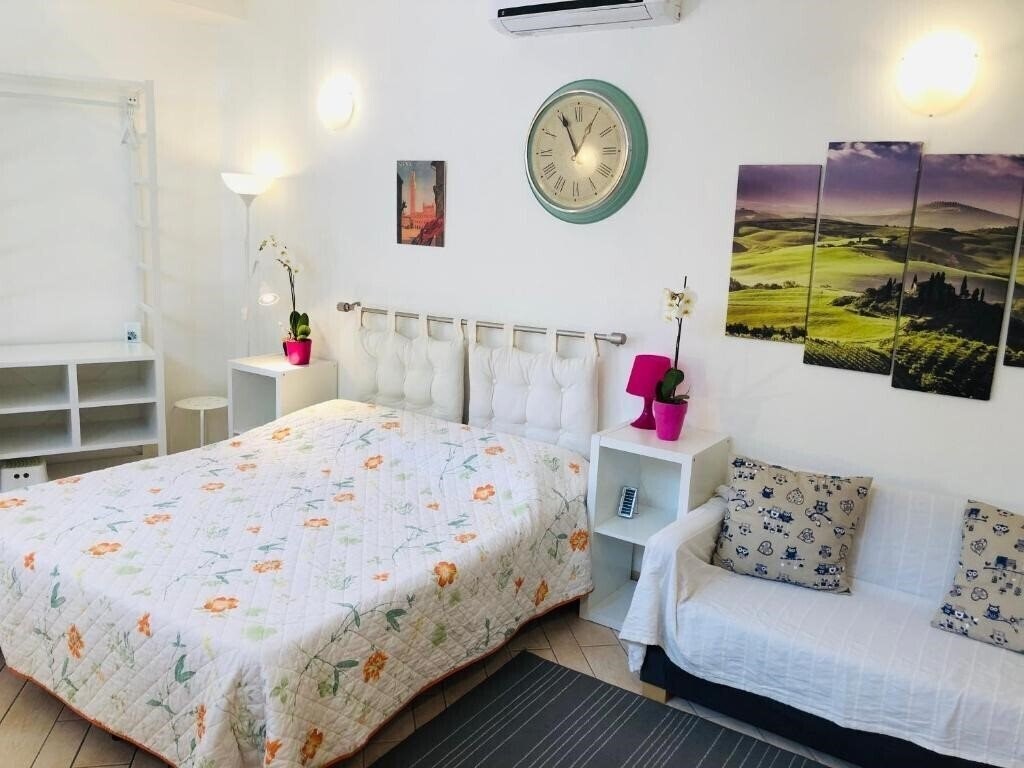 Фотография La Dolce Vita Studio with Free Private Parking 3*