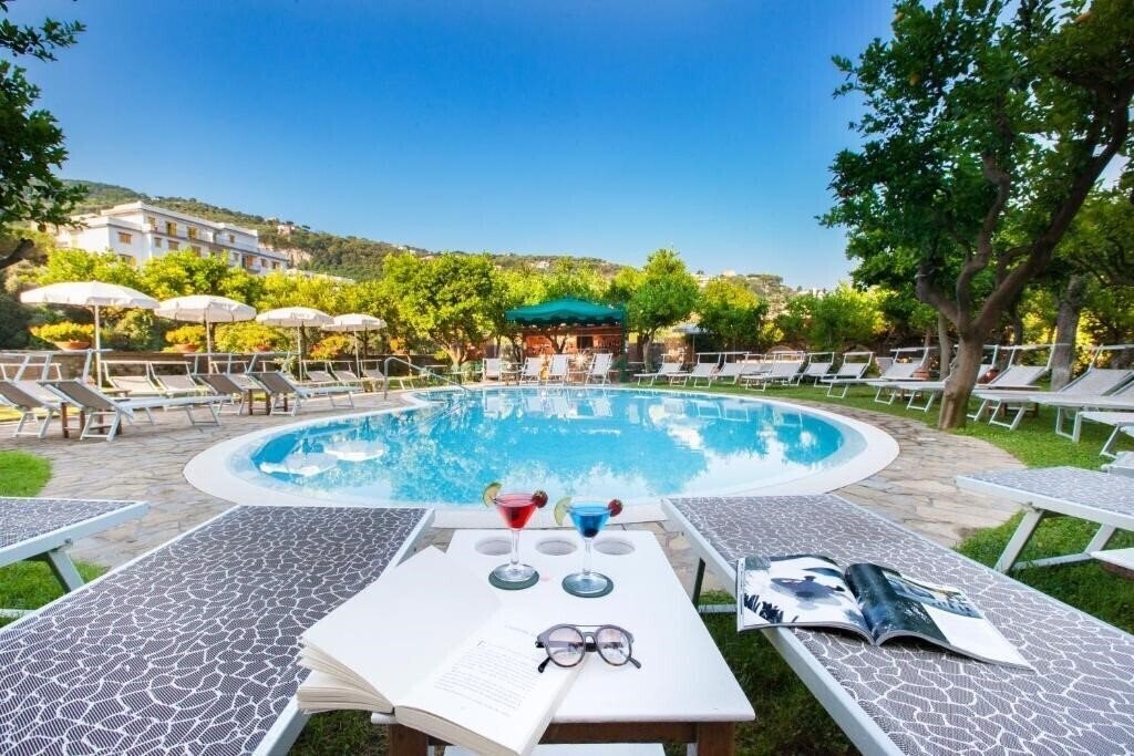 Отель Antiche Mura 4*