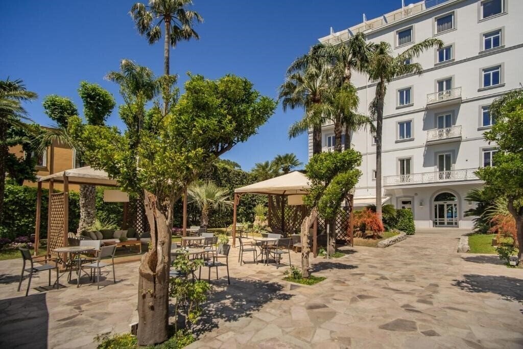 Изображение Hotel Mediterraneo (Sant Agnello) 4*