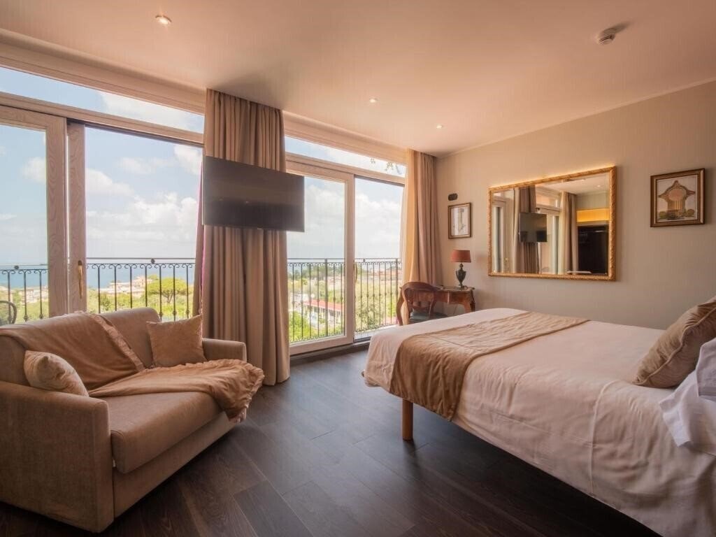 Фото Central Sorrento 3*