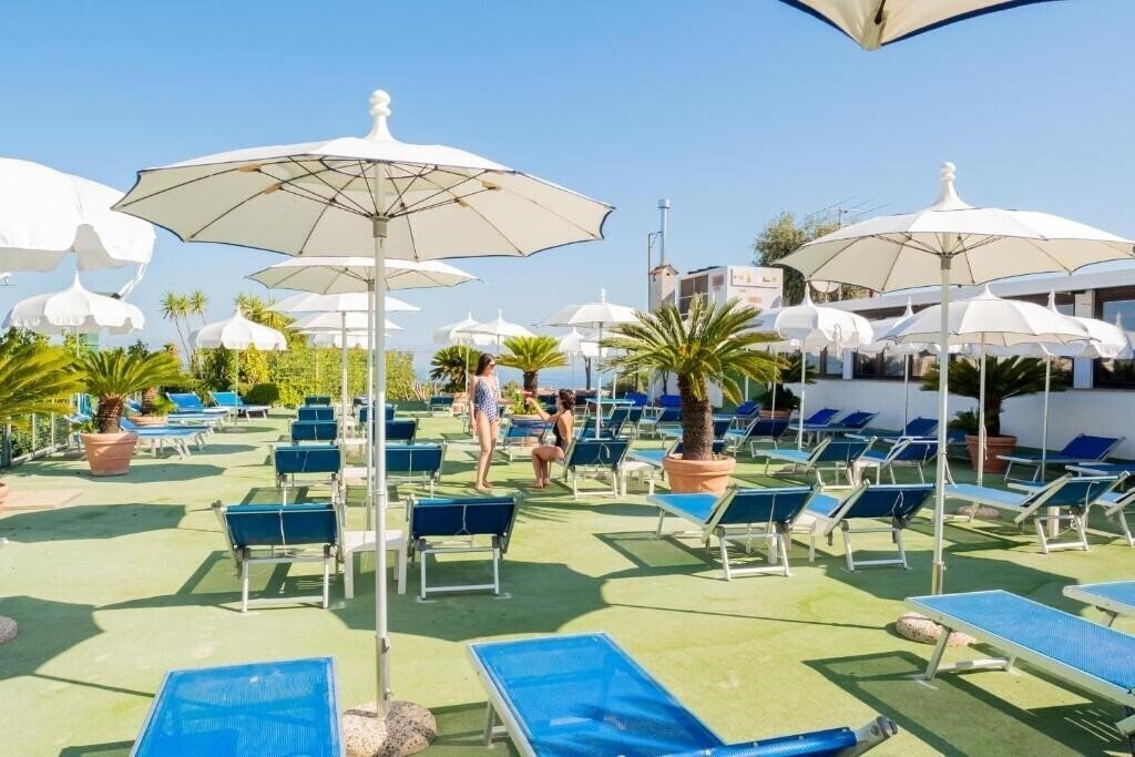 Фотография Central Sorrento 3*