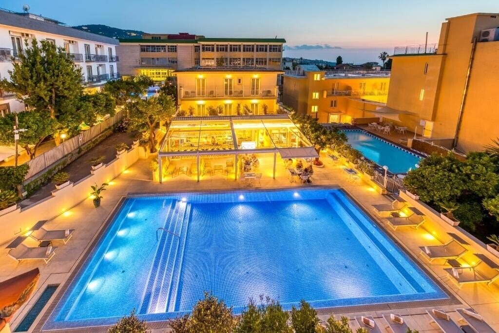 Готель Florida Sant' Agnello 3*