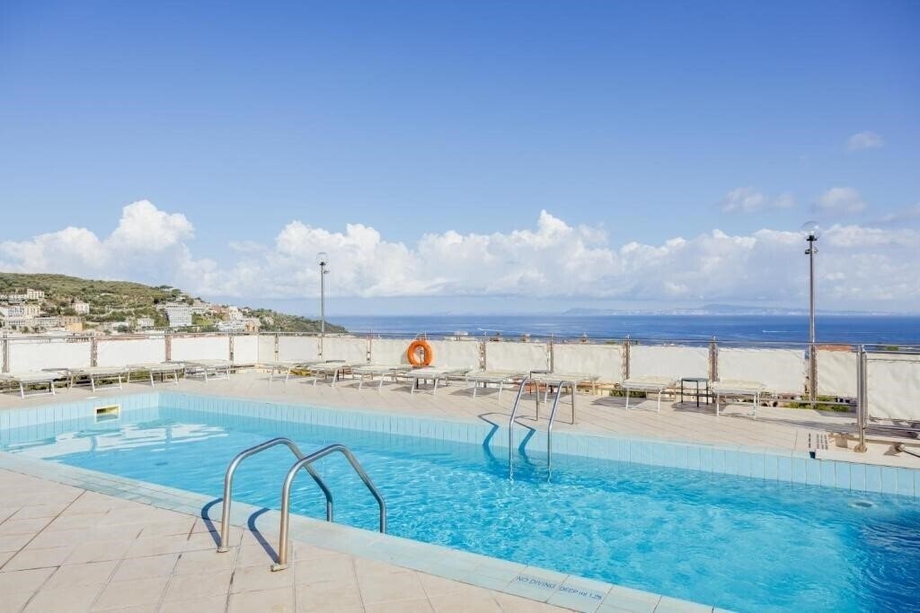 Готель Grand Hotel Cesare Augusto 4*