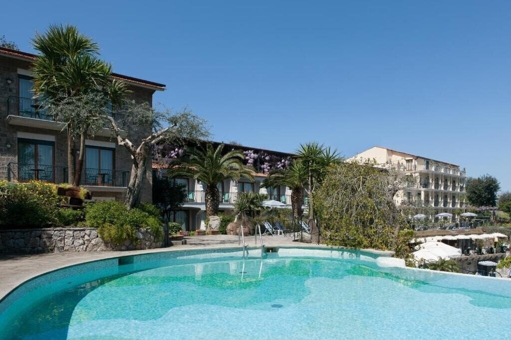 Фото Grand Hotel Capodimonte (Sorrento) 4*