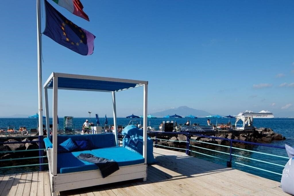 Фотографія Boutique Hotel Sorrento Flats 3*