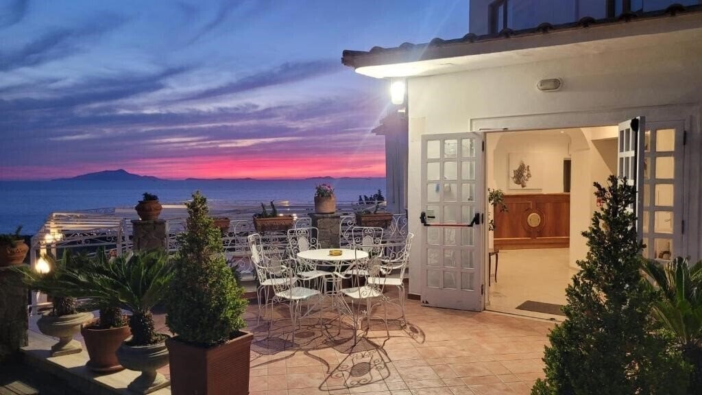 Готель Hotel Dania 3*