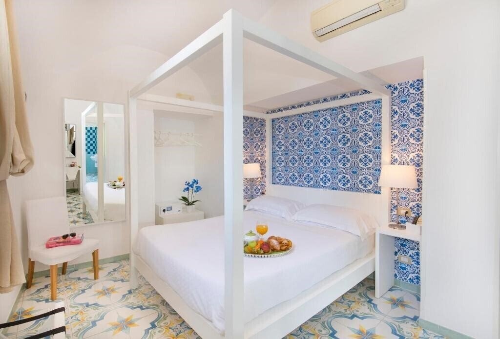 Фото Relais Correale Sorrento 1*