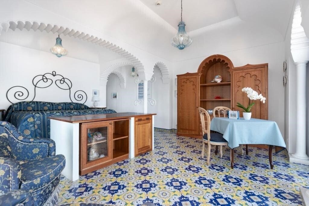 Картинка La Tonnarella Hotel Sorrento 4*
