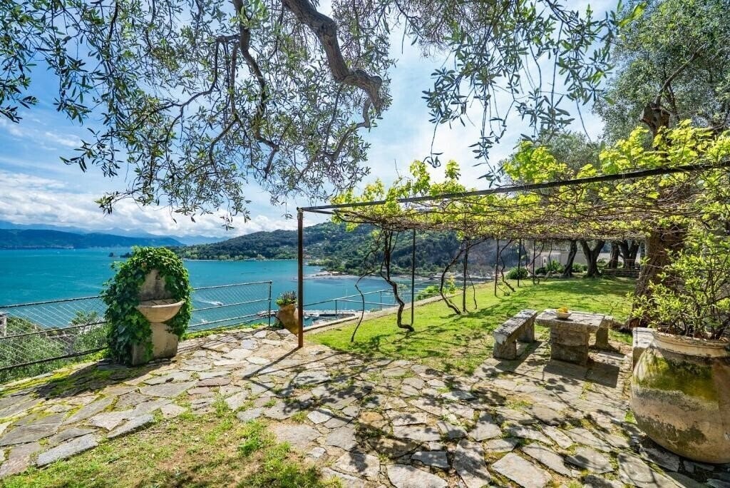 Картинка Villa Castello Portovenere 4*