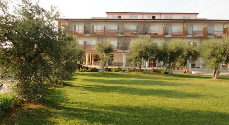 Фотографія Elaia Grand Hotel 3*