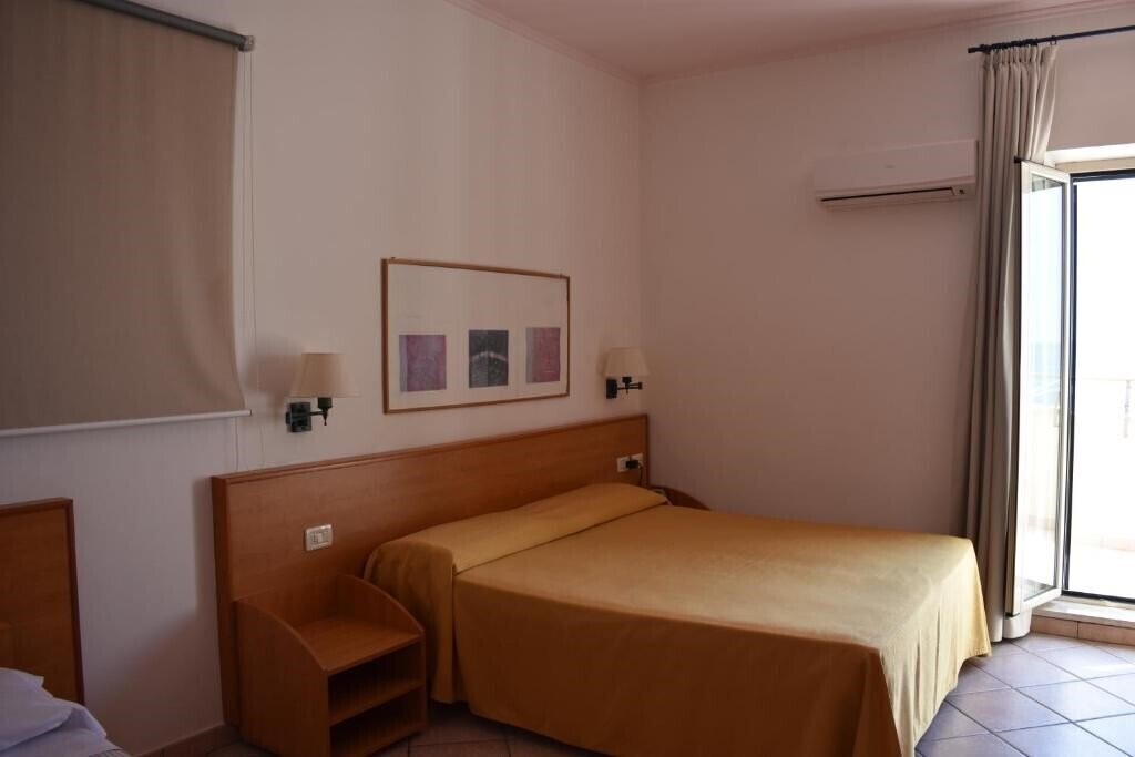 Картинка Amyclae Hotel 3*