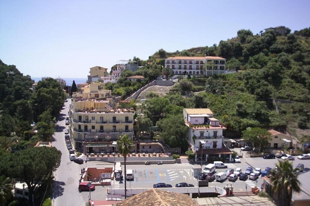 Отель Villa Bianca 4*