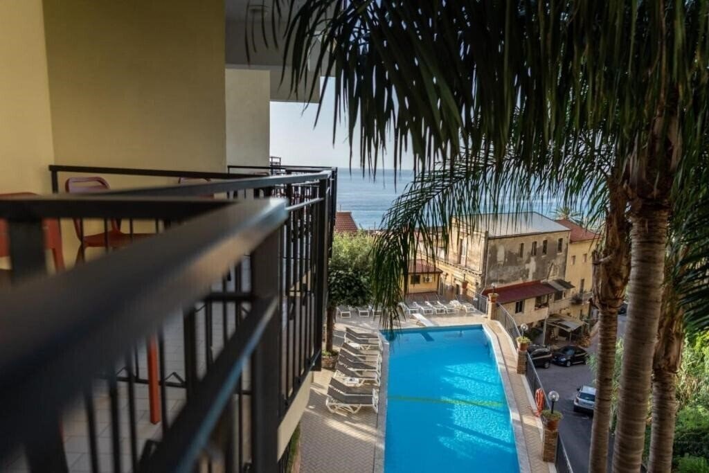 Фотографія Hotel Corallo 4*