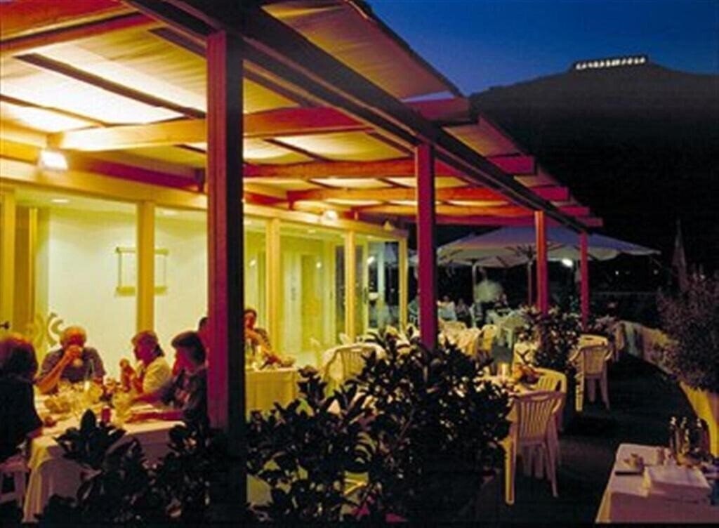 Фотография Grand Hotel Palace 4*