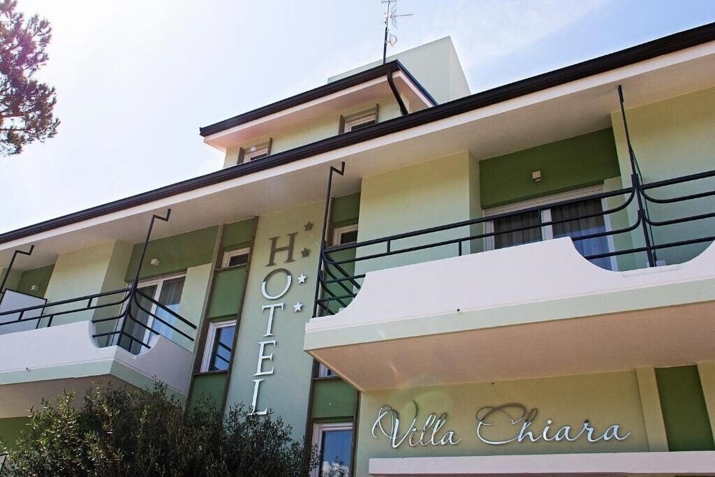 Отель Villa Chiara 4*